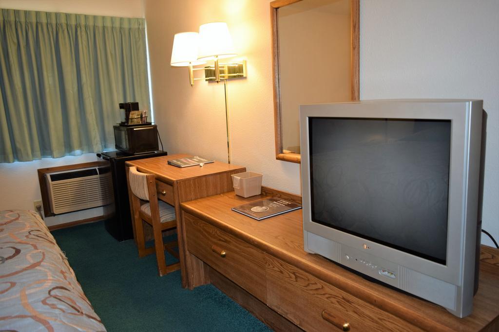 Country Inn Libby Luaran gambar