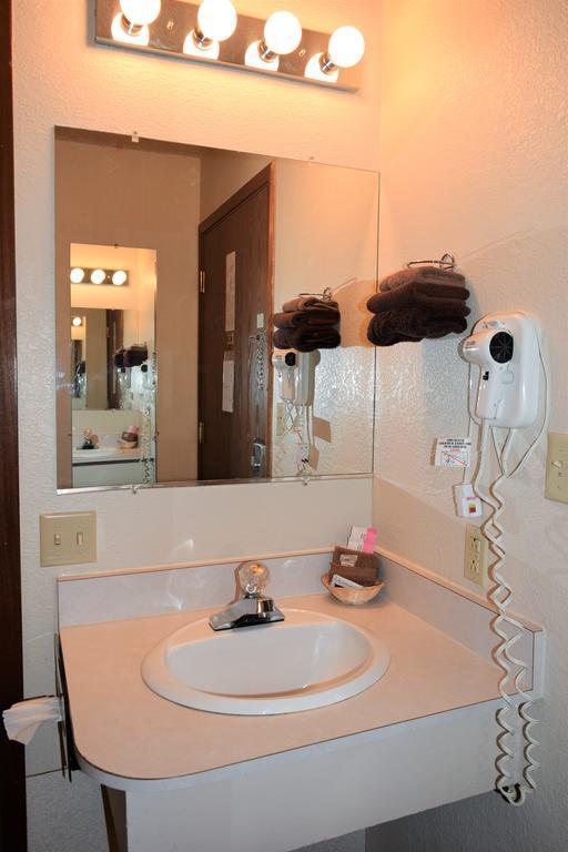Country Inn Libby Luaran gambar