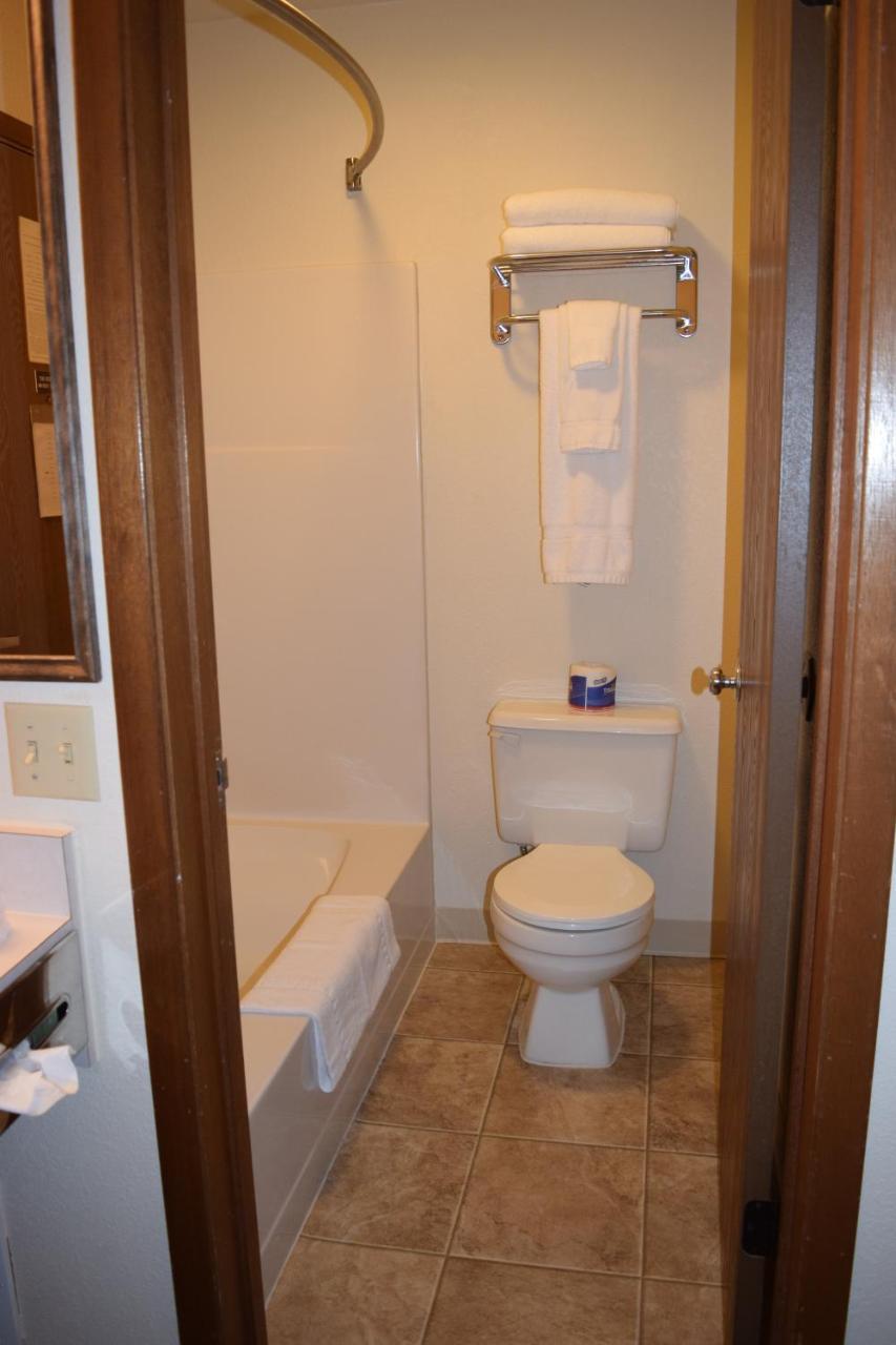 Country Inn Libby Luaran gambar